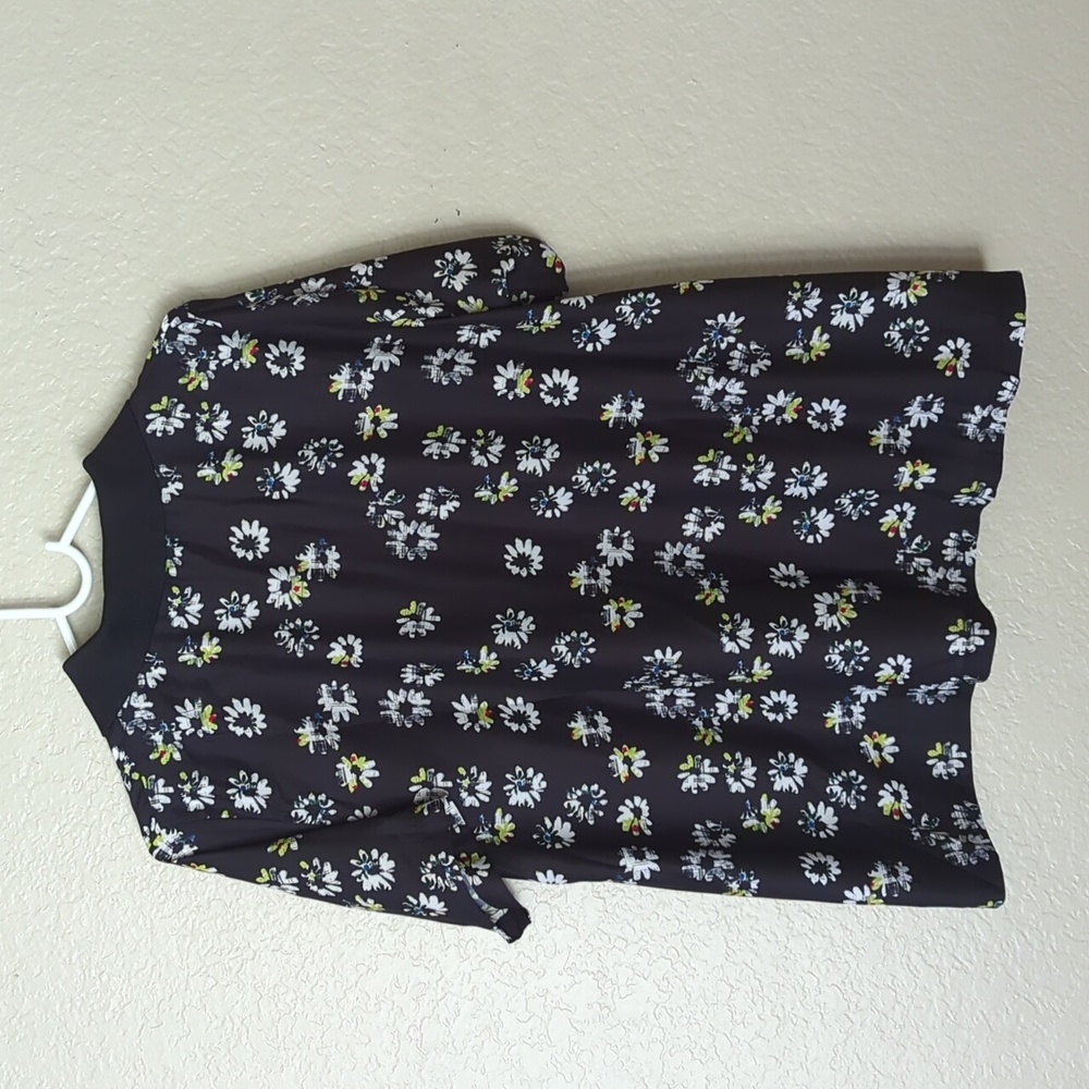 Fred Perry Floral blouse in loose tunic style fit